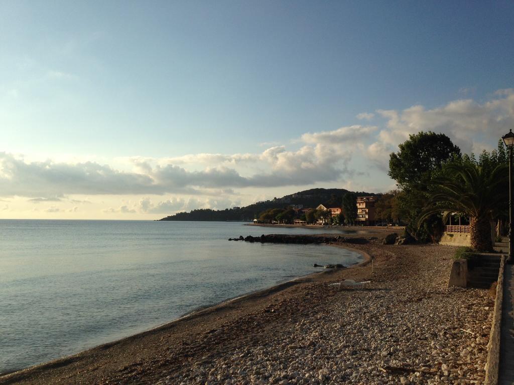 Poros House Hotel Bagian luar foto