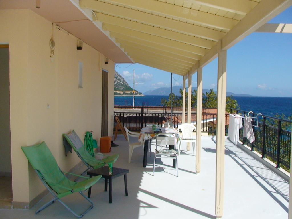 Poros House Hotel Bagian luar foto