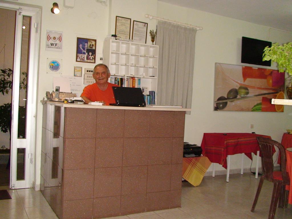 Poros House Hotel Bagian luar foto