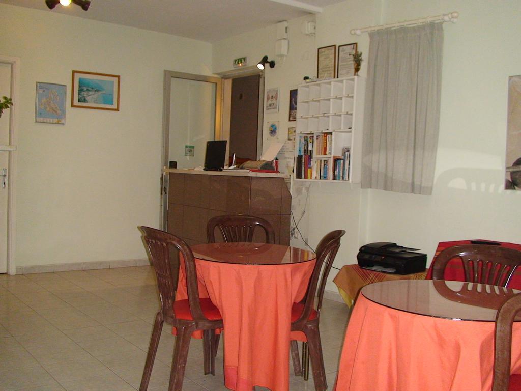 Poros House Hotel Bagian luar foto
