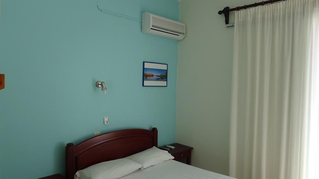 Poros House Hotel Bagian luar foto