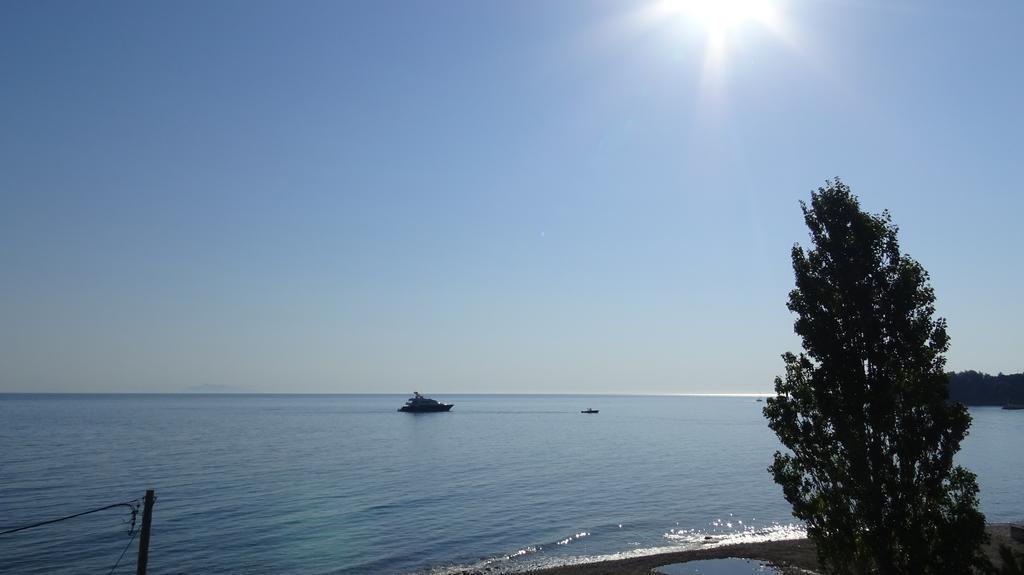 Poros House Hotel Bagian luar foto