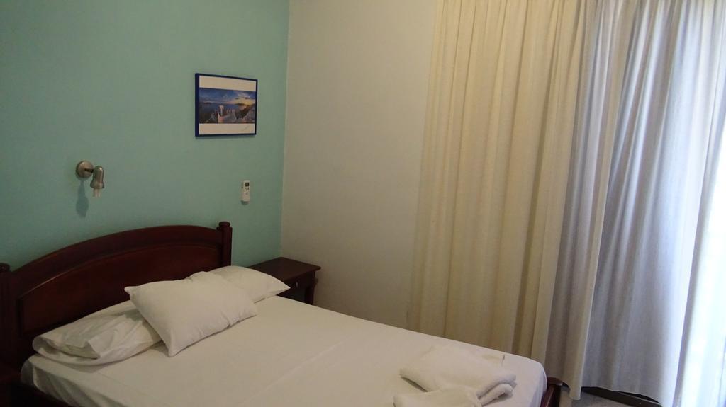 Poros House Hotel Bagian luar foto