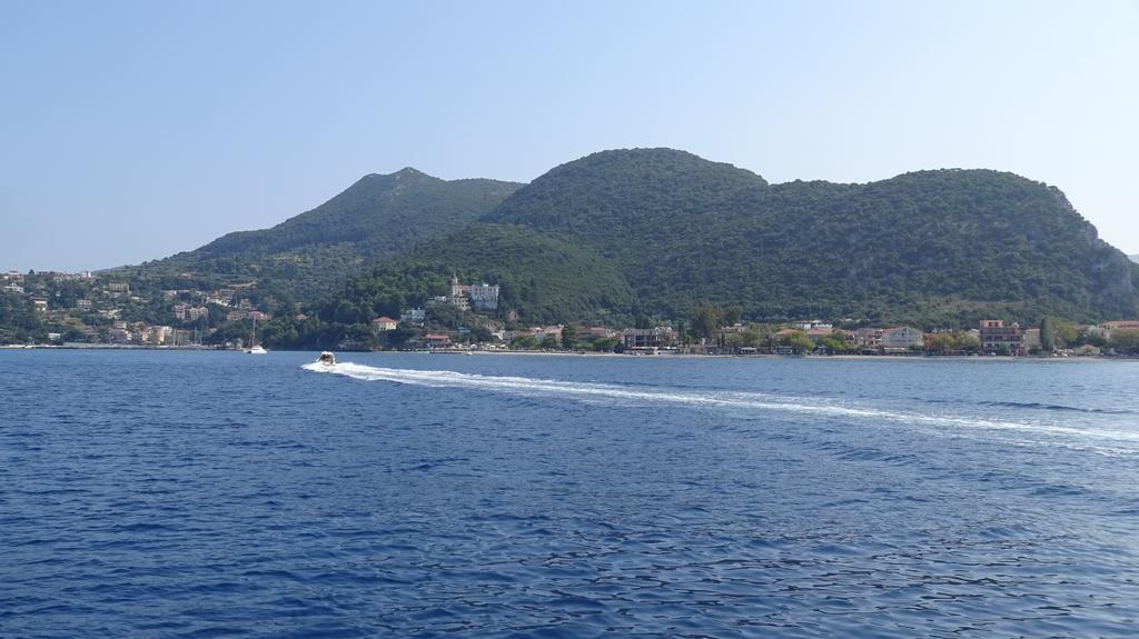Poros House Hotel Bagian luar foto