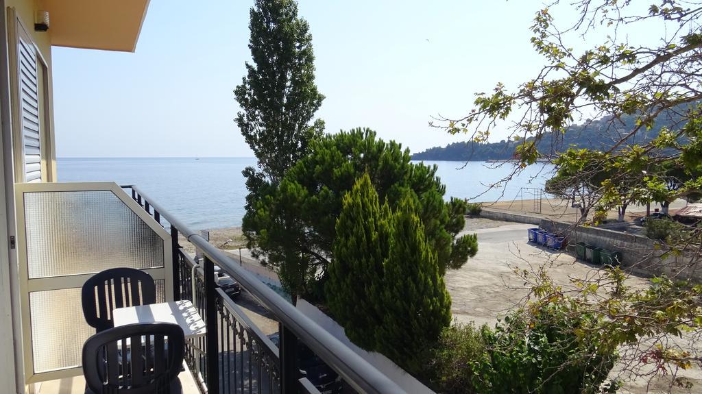 Poros House Hotel Bagian luar foto