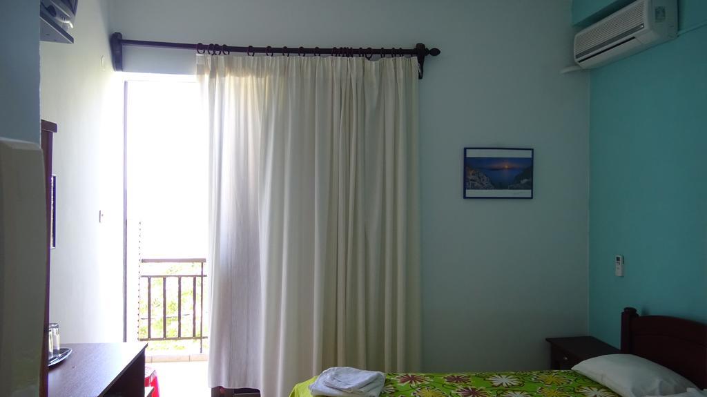 Poros House Hotel Ruang foto