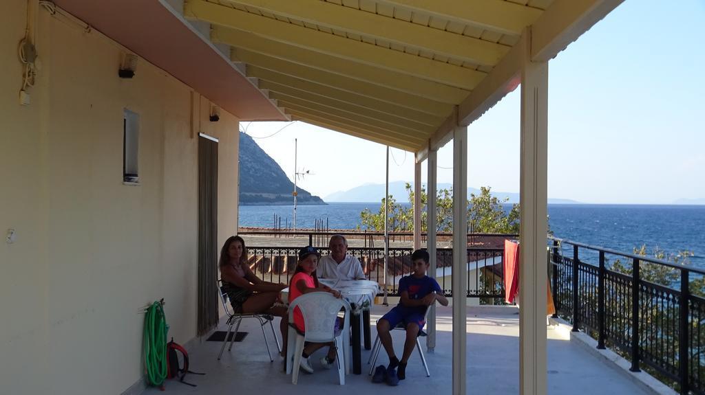 Poros House Hotel Bagian luar foto