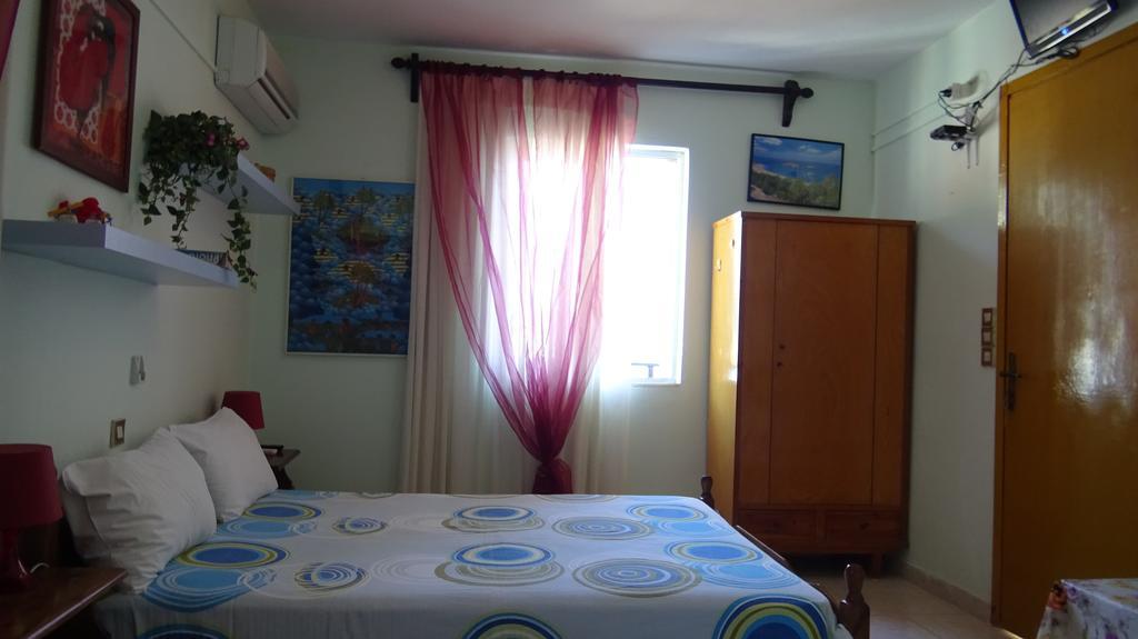 Poros House Hotel Bagian luar foto
