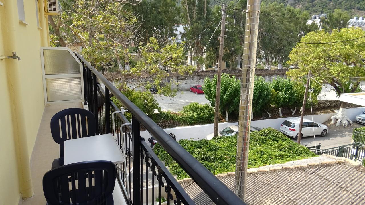 Poros House Hotel Bagian luar foto