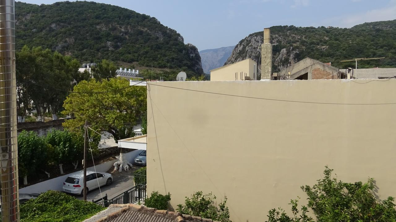Poros House Hotel Bagian luar foto